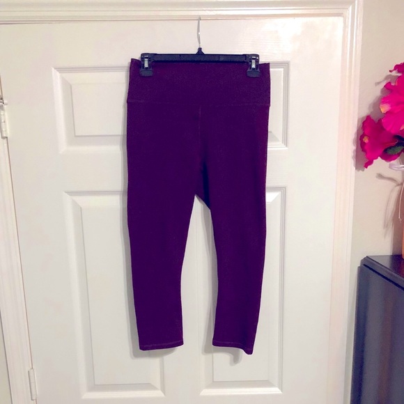 Fabletics Pants - Fabletics Size M. Burgundy Powerhold Capri length.